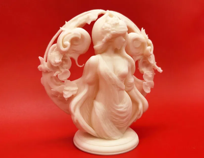 Tượng điêu khắc Nữ thần Mẹ Thiên nhiên - Image 2