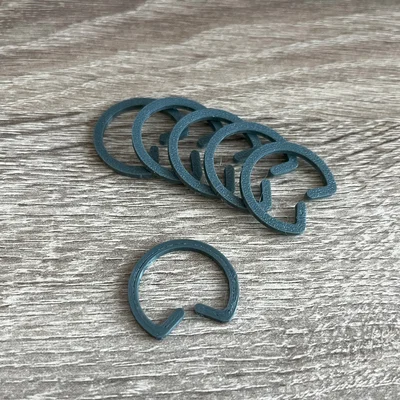 Kẹp đỡ cây trồng