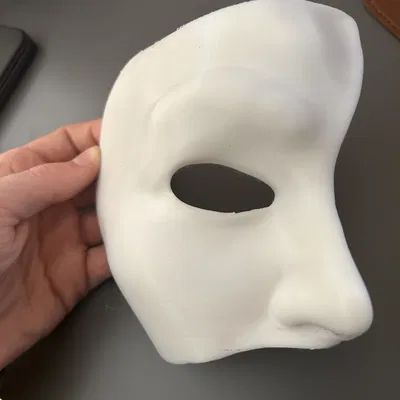 Mặt nạ Phantom of the Opera (Bóng ma trong nhà hát)