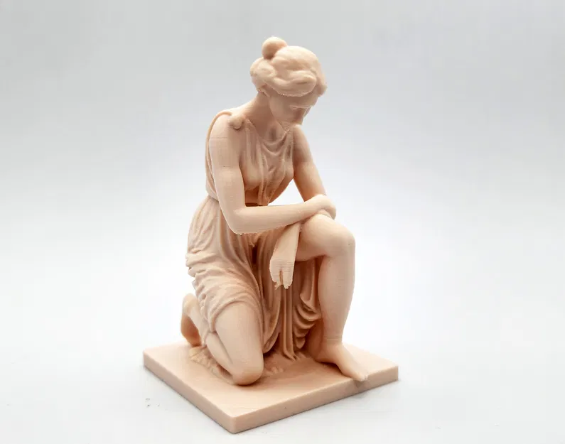 Mô hình Tượng Nữ Thần Quỳ Gối - Image 6