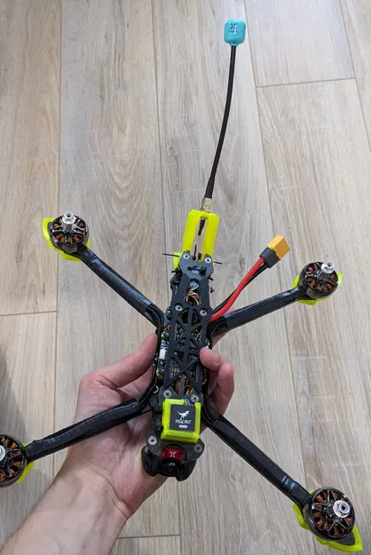 Mount gắn GPS HGLRC M100 bằng dây rút - Image 1