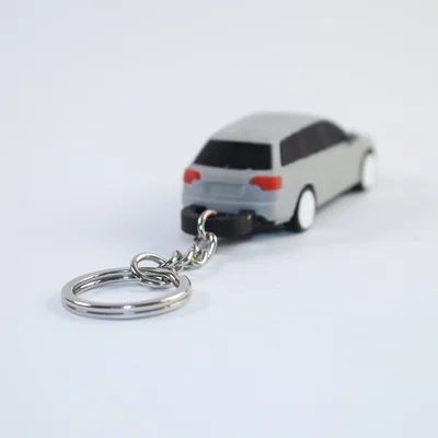 Mô hình móc khóa Audi A4 tỉ lệ 1:64 độc đáo