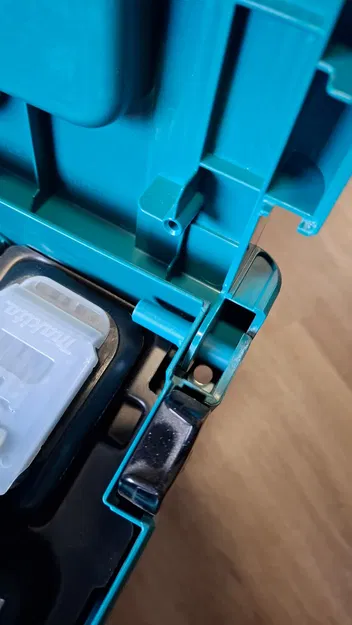 Chốt bản lề thay thế cho thùng đựng đồ Makita MAKPAC - Image 2