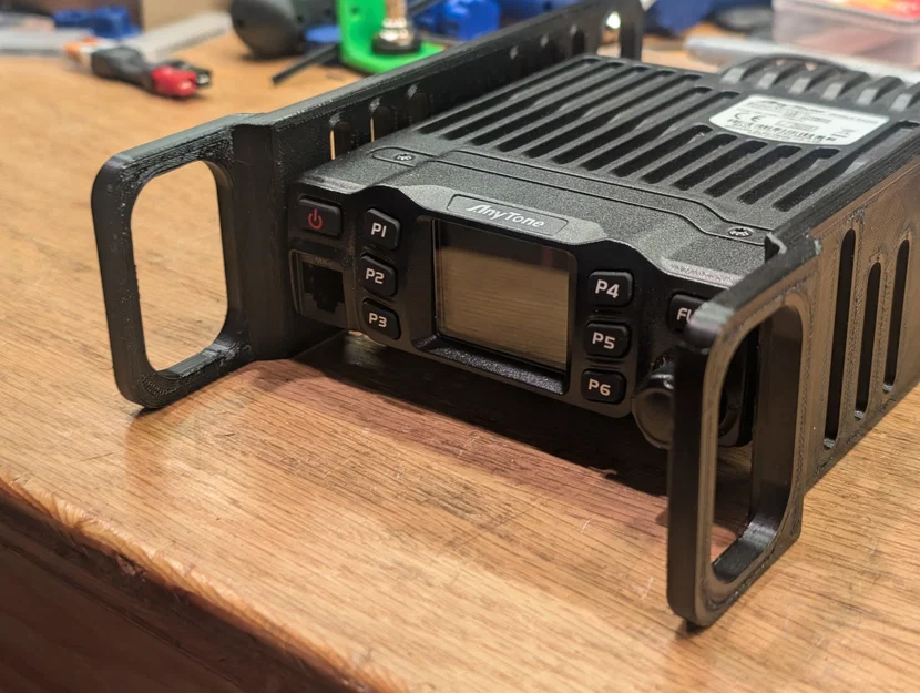 Bộ khung (Rails) bảo vệ cho máy Anytone AT-778UV - Image 1