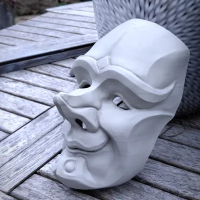 Mặt nạ nhà hát - The innocent