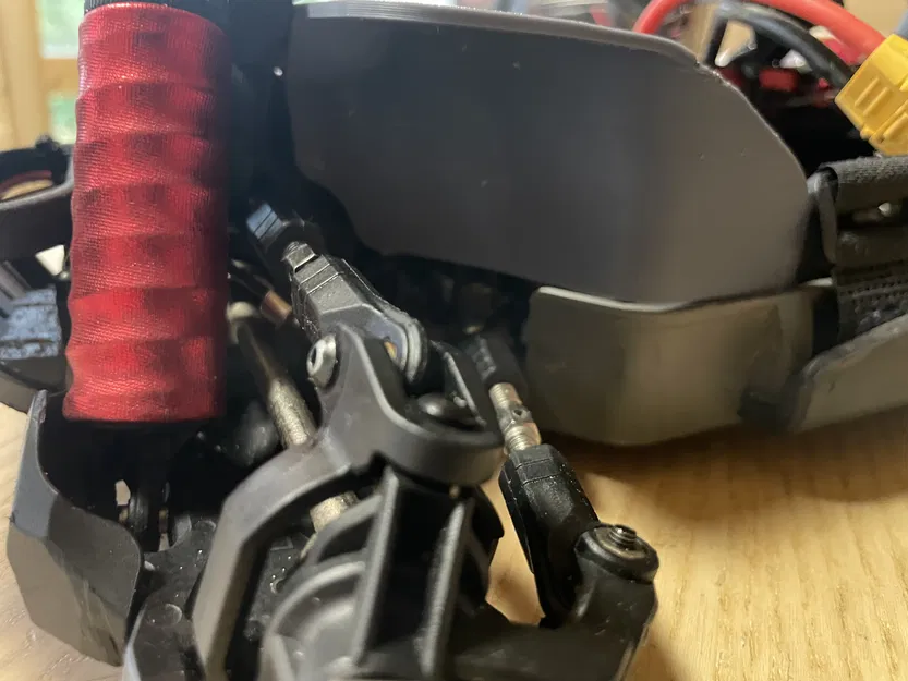 Tấm chắn bùn khung gầm cho MJX 10208 - Image 2