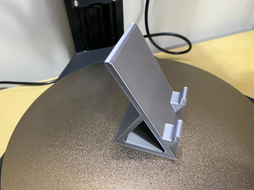 Đế đỡ điện thoại để bàn đơn giản V2 (In 3D không cần support) - Image 3