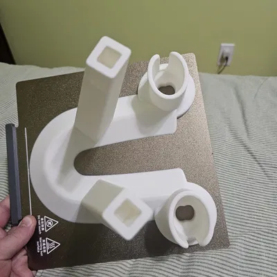 Đế dựng Meta Quest 3 in 3D gọn gàng, chắc chắn