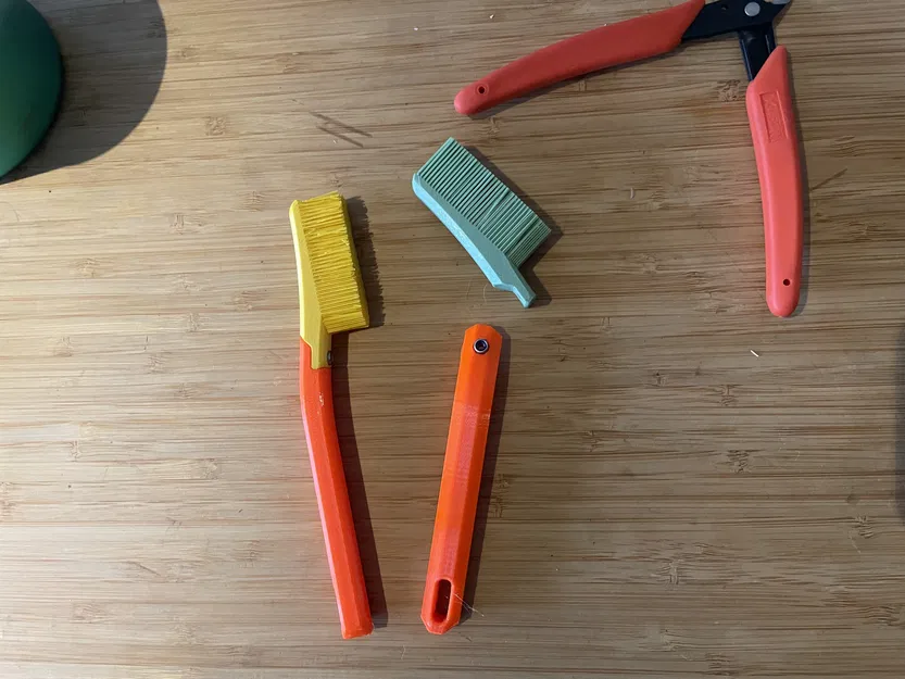 Bàn chải leo núi (Bouldering Brush) - Đầu bàn chải có thể tháo rời/thay thế - Image 1