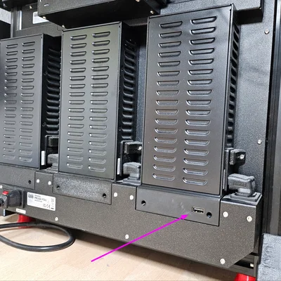 Prusa XL - Cổng cấp nguồn USB ngoài - Nắp đậy PSU