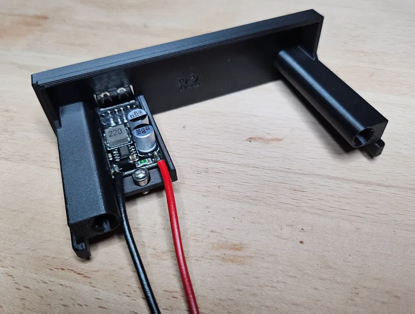 Prusa XL - Cổng cấp nguồn USB ngoài - Nắp đậy PSU - Image 4