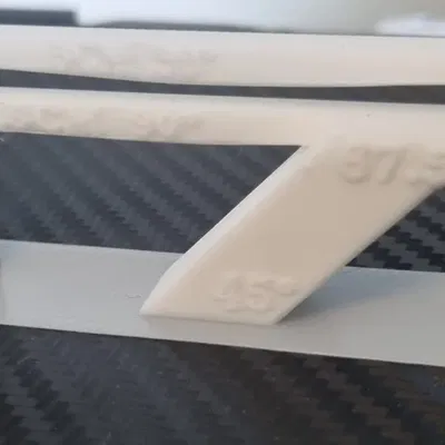 Mô hình kiểm tra khả năng in 3D Overhang và Bridging