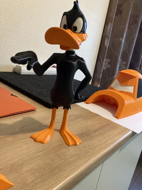 Mô hình Daffy Duck Looney Tunes in 3D đẹp mắt, không cần support - Image 1