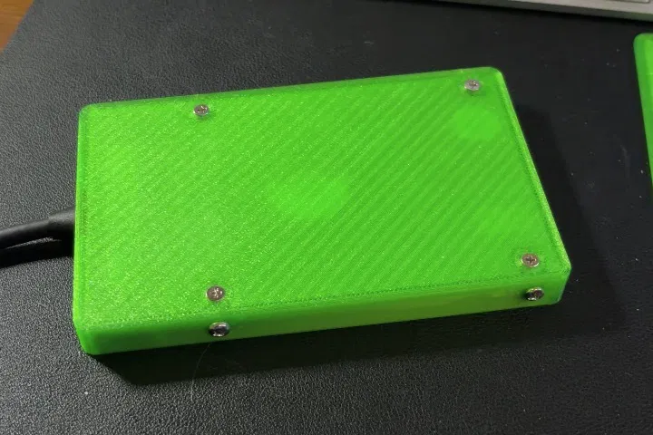 Khung đỡ 3D cho ổ cứng 2.5 inch và adapter Sabrent tiện lợi - Image 2