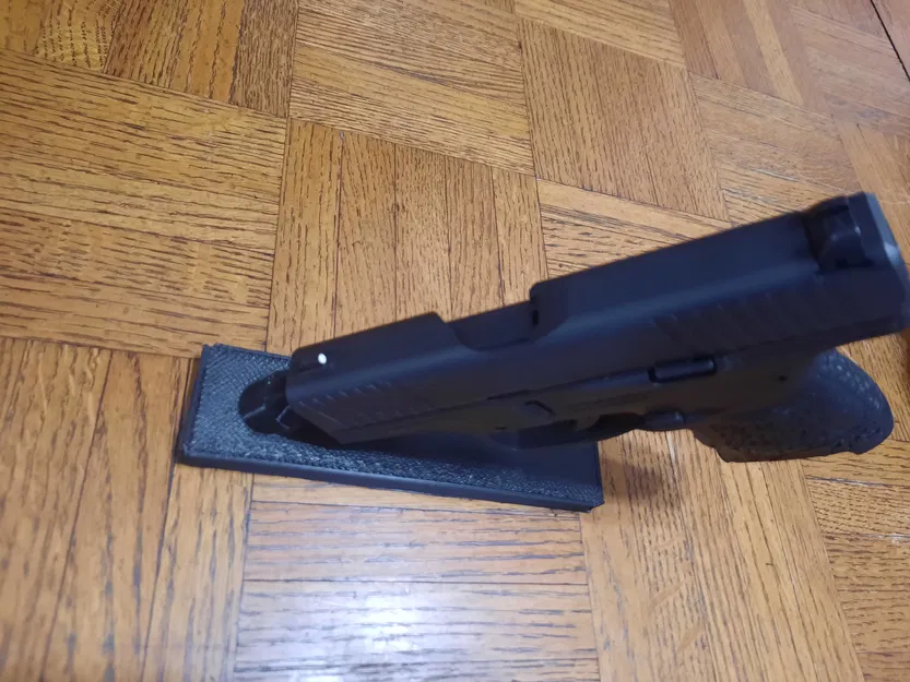 Giá đỡ súng ngắn 9mm (9mm pistol stand) - Mẫu in 3D đơn giản, chắc chắn - Image 5