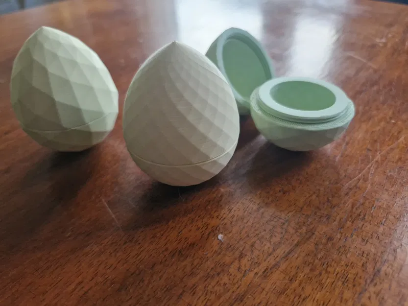 Trứng có ren (Eggs with threads) - Image 1