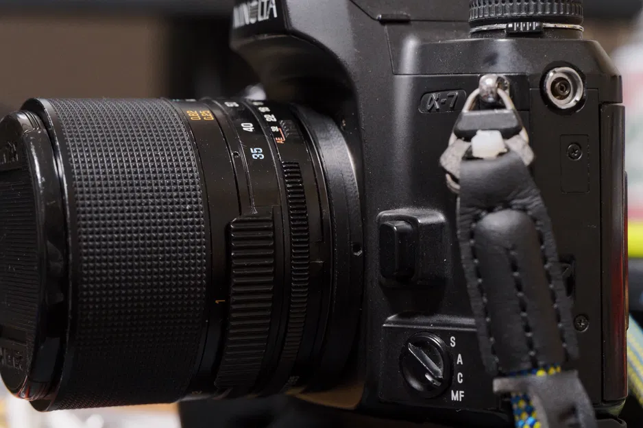 Ngàm chuyển đổi Adaptall 2 sang A-mount - Image 1