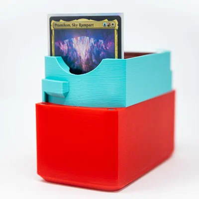Hộp đựng bài MTG Commander với nắp xoay nam châm