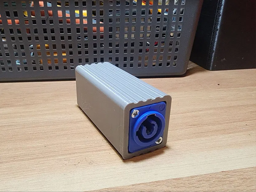 Vỏ bọc khớp nối cho đầu cắm PowerCON và Speakon - Giải pháp cho dân âm thanh - Image 1