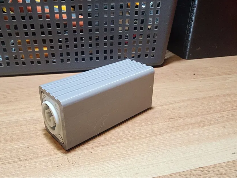 Vỏ bọc khớp nối cho đầu cắm PowerCON và Speakon - Giải pháp cho dân âm thanh - Image 2