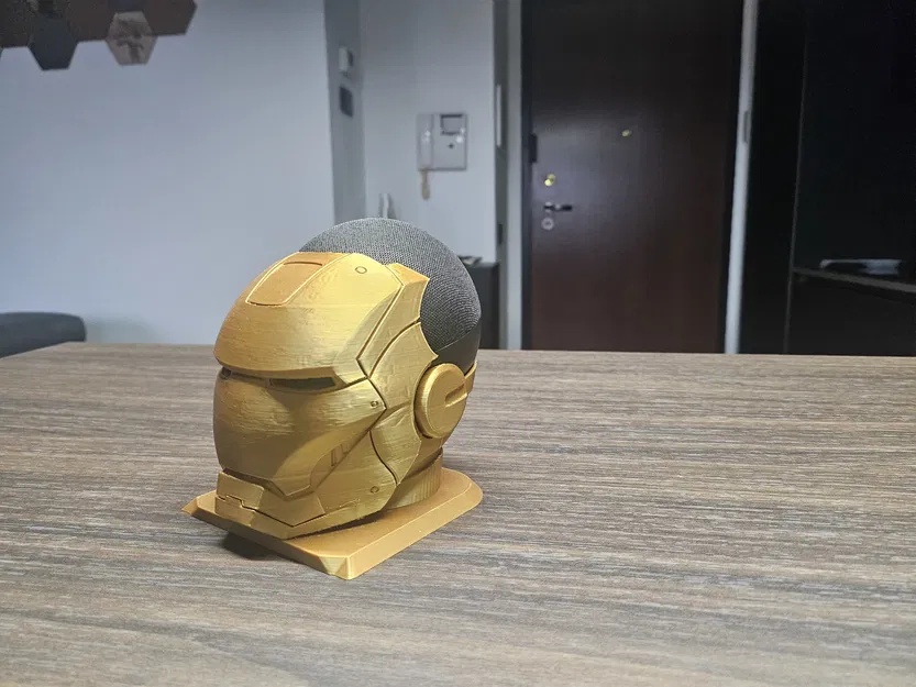 Đế giữ loa thông minh hình mặt nạ Iron Man độc đáo cho Alexa Echo Dot - Image 1
