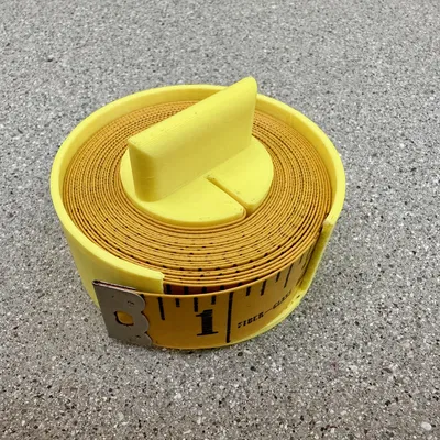 Hộp cuộn thước dây may mặc tiện lợi với núm xoay bản rộng