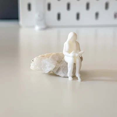Mô hình thu nhỏ người phụ nữ/đang đọc sách cho sa bàn