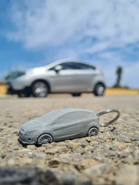 Móc khóa mô hình xe Ford Fiesta 2012 3D - Image 4