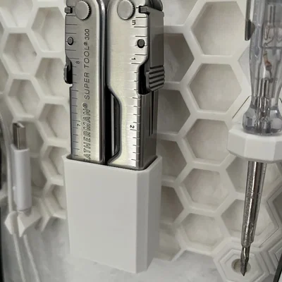 Giá đỡ Leatherman chắc chắn dành cho bảng Honeycomb Storage Wall