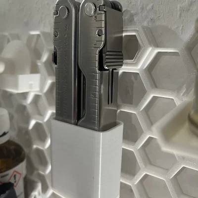 Giá đỡ Leatherman chắc chắn dành cho bảng Honeycomb Storage Wall