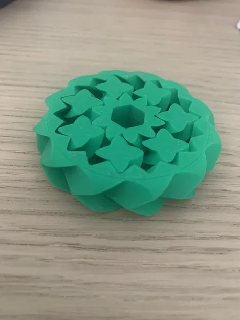 Fidget Spinner in 3D dạng liền khối không cần vòng bi - Image 1