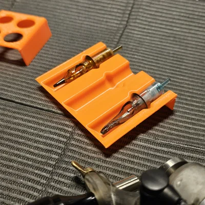 Giá đỡ kim xăm (Disposable tattoo cartridge holder)