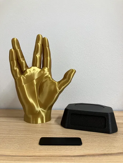 Mô hình bàn tay Mr. Spock chào kiểu Vulcan / Live Long and Prosper - Image 2