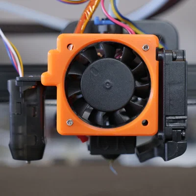 Giá đỡ quạt 'naked' cho Ender 3 V2 Neo (bản dùng ốc vít)