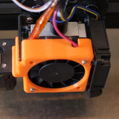 Giá đỡ quạt 'naked' cho Ender 3 V2 Neo (bản dùng ốc vít)