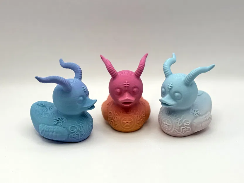 Chú Vịt Quỷ Dữ (Demon Duck of Doom) - Mô hình in 3D - Image 1