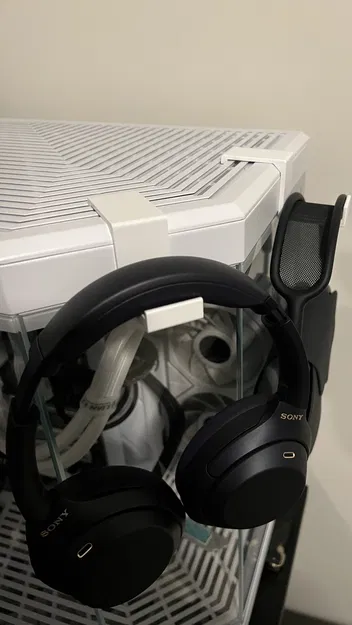 Giá Treo Tai Nghe Cho Case Hyte Y70 - Image 2