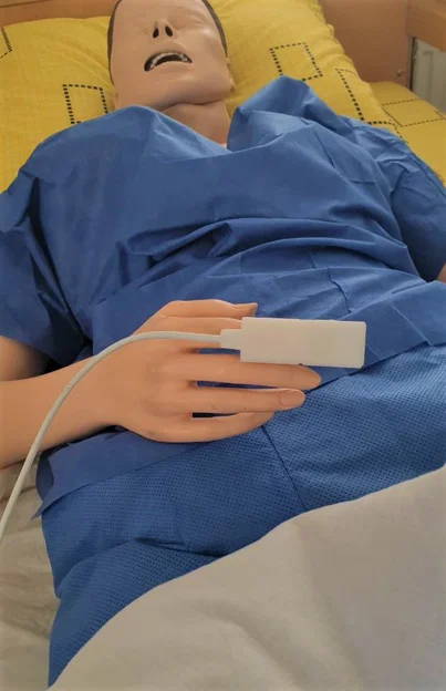 Mô hình cảm biến SpO2 dùng cho mô phỏng y tế - Image 3