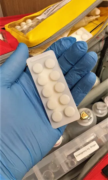 Mô hình vỉ thuốc giả định dùng cho mô phỏng y tế - Image 2