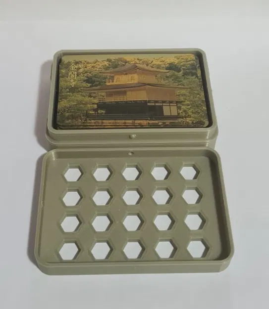 Hộp Đựng Bài Tây - Image 1