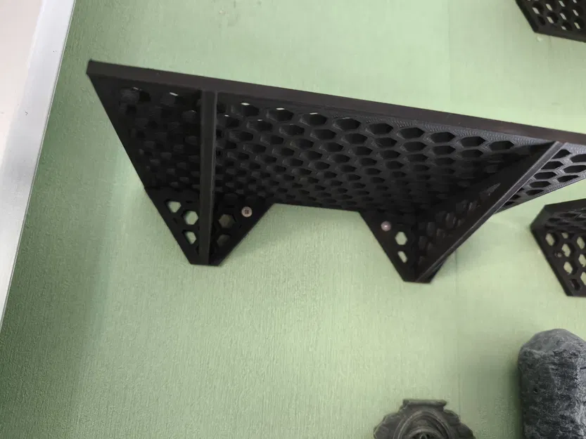 Kệ Treo Tường Tổ Ong 20cm x 12cm In 3D Độc Đáo và Gọn Gàng - Image 2