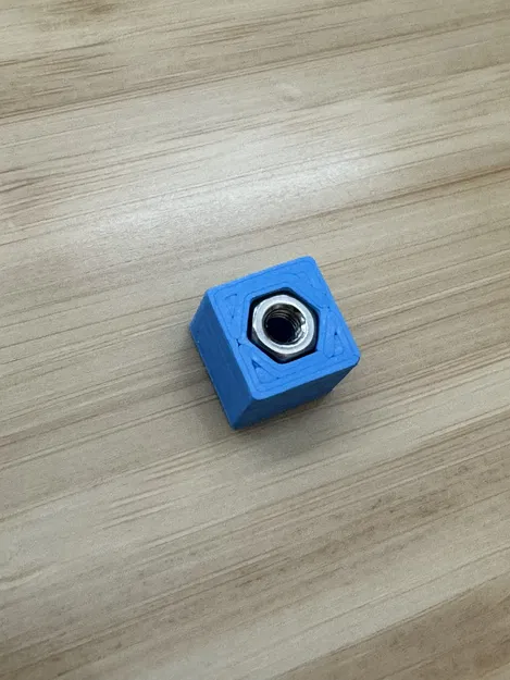 Mô hình lỗ khoét ốc M3 kèm mã OpenSCAD - Image 1