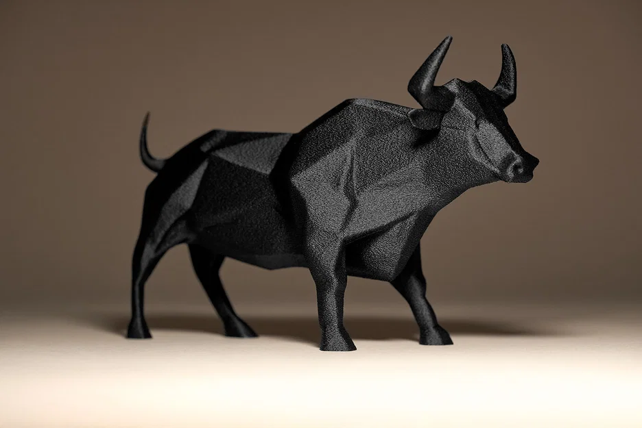 Bull Decor - Mô hình trang trí chú bò mạnh mẽ - Image 1