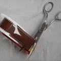 Dụng cụ hỗ trợ nạp phim 35mm vào cuộn (Loading tool for film reels) - Thumbnail 5