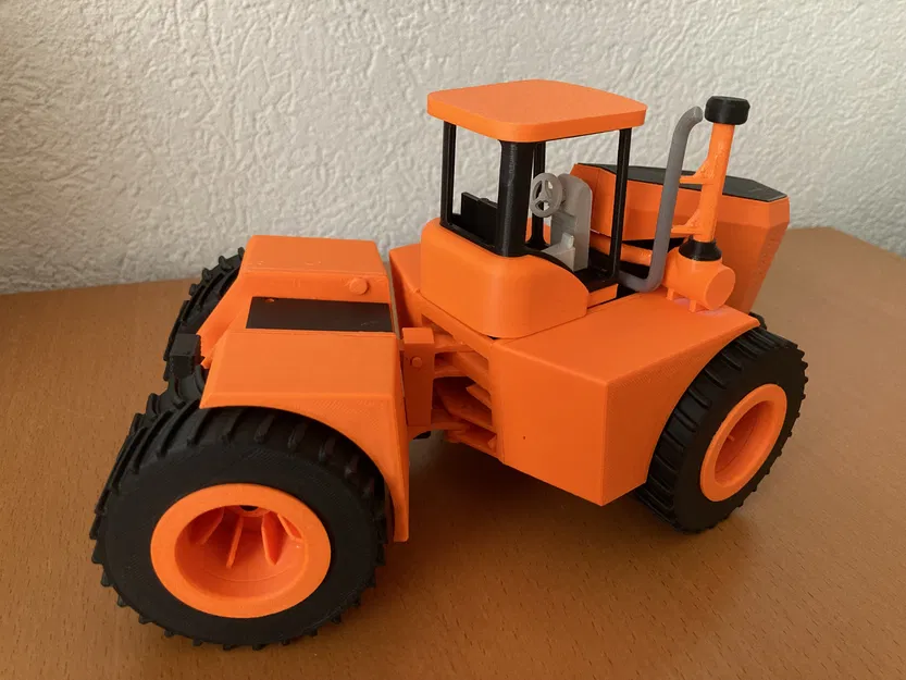 Mô hình xe kéo Tractor Big Bud 700 (đời 2023-2024) tỉ lệ 1/32 - Image 1
