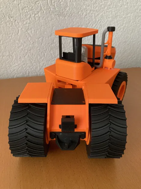 Mô hình xe kéo Tractor Big Bud 700 (đời 2023-2024) tỉ lệ 1/32 - Image 12