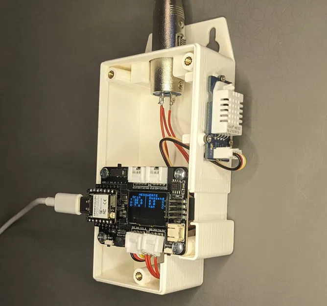 Vỏ hộp thông gió điểm sương với Seeed XIAO ESP32C6 và DHT22 - Image 2