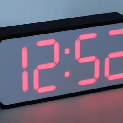 Đồng hồ LED 7 đoạn phong cách Retro