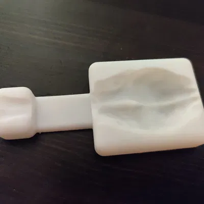 Đế Trưng Bày Buồng Cộng Hưởng Velociraptor