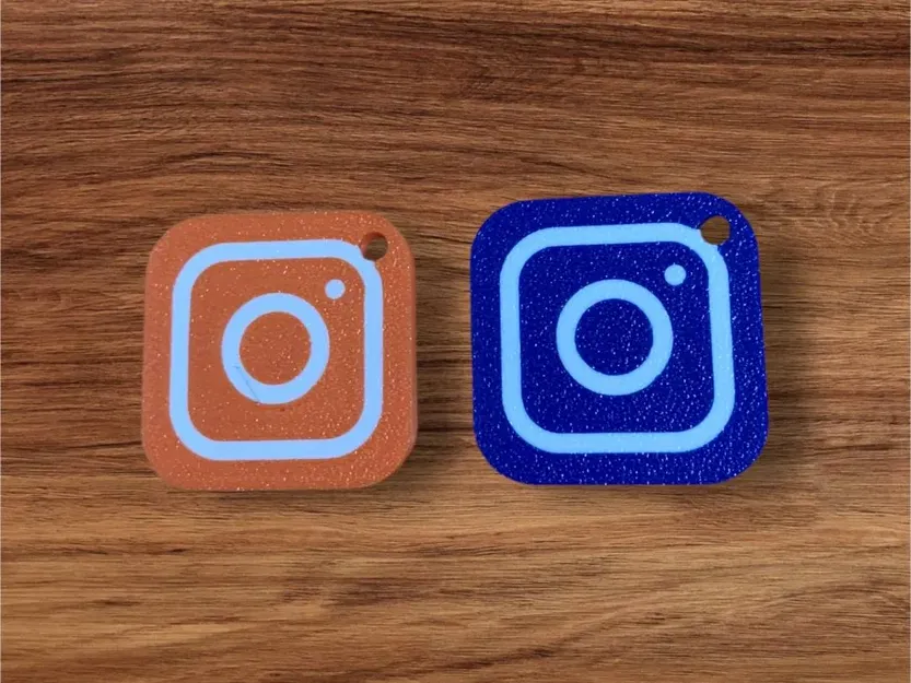 Móc khóa Instagram tích hợp chip NFC in 3D tiện lợi - Image 1
